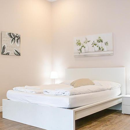 Stylish Studio Apartment Wiener Stadthalle Exterior photo