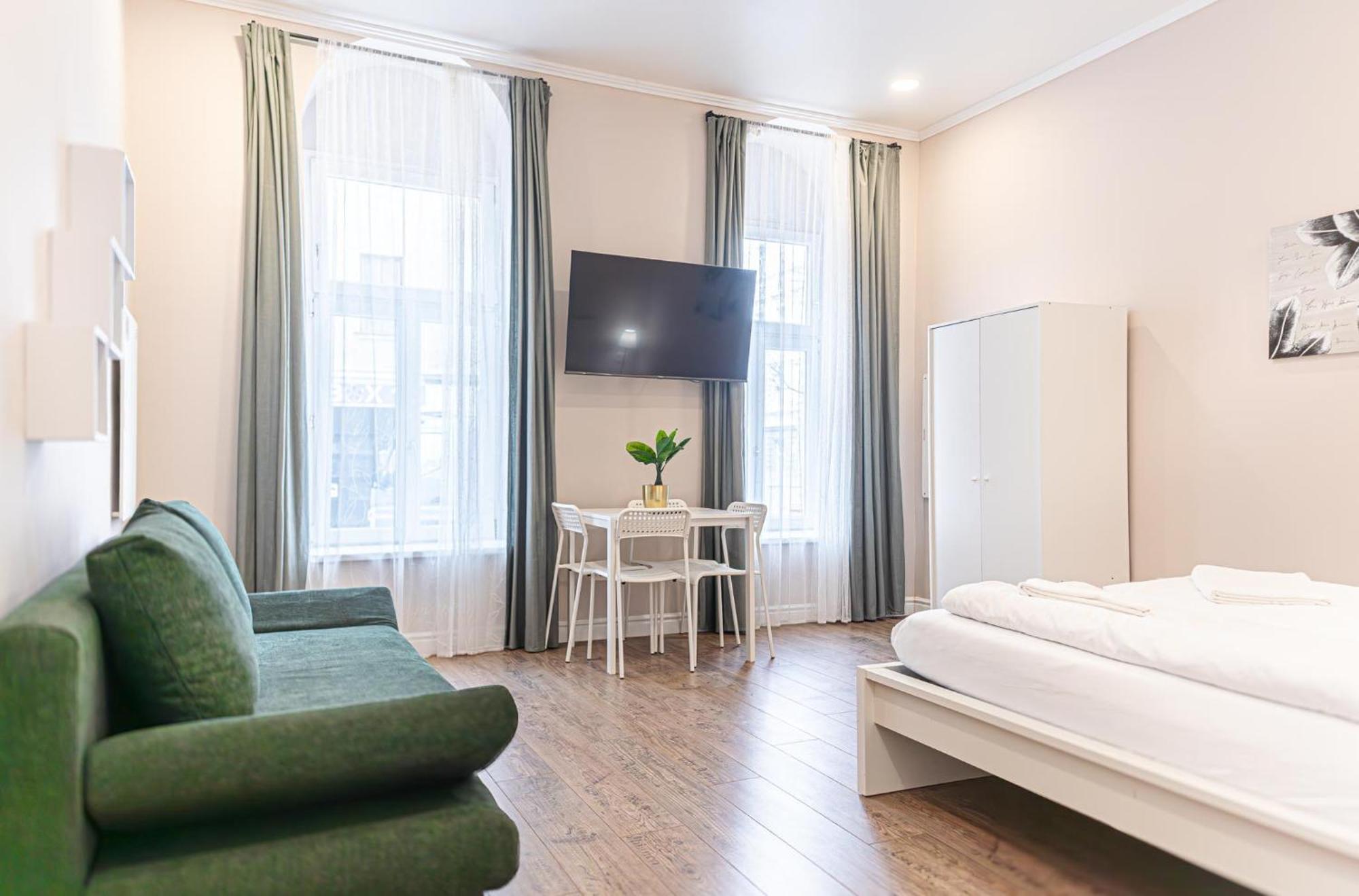Stylish Studio Apartment Wiener Stadthalle Exterior photo