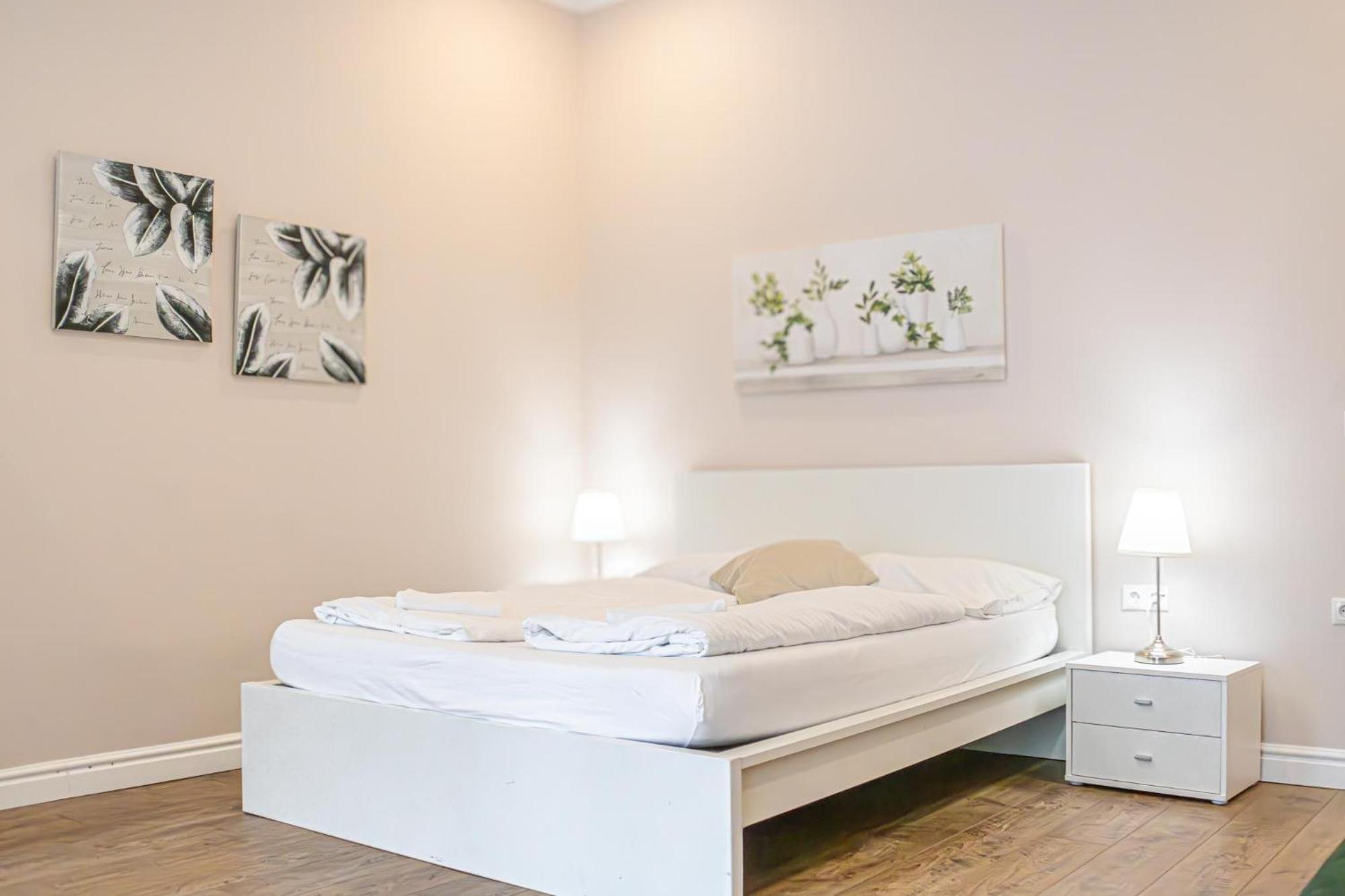 Stylish Studio Apartment Wiener Stadthalle Exterior photo